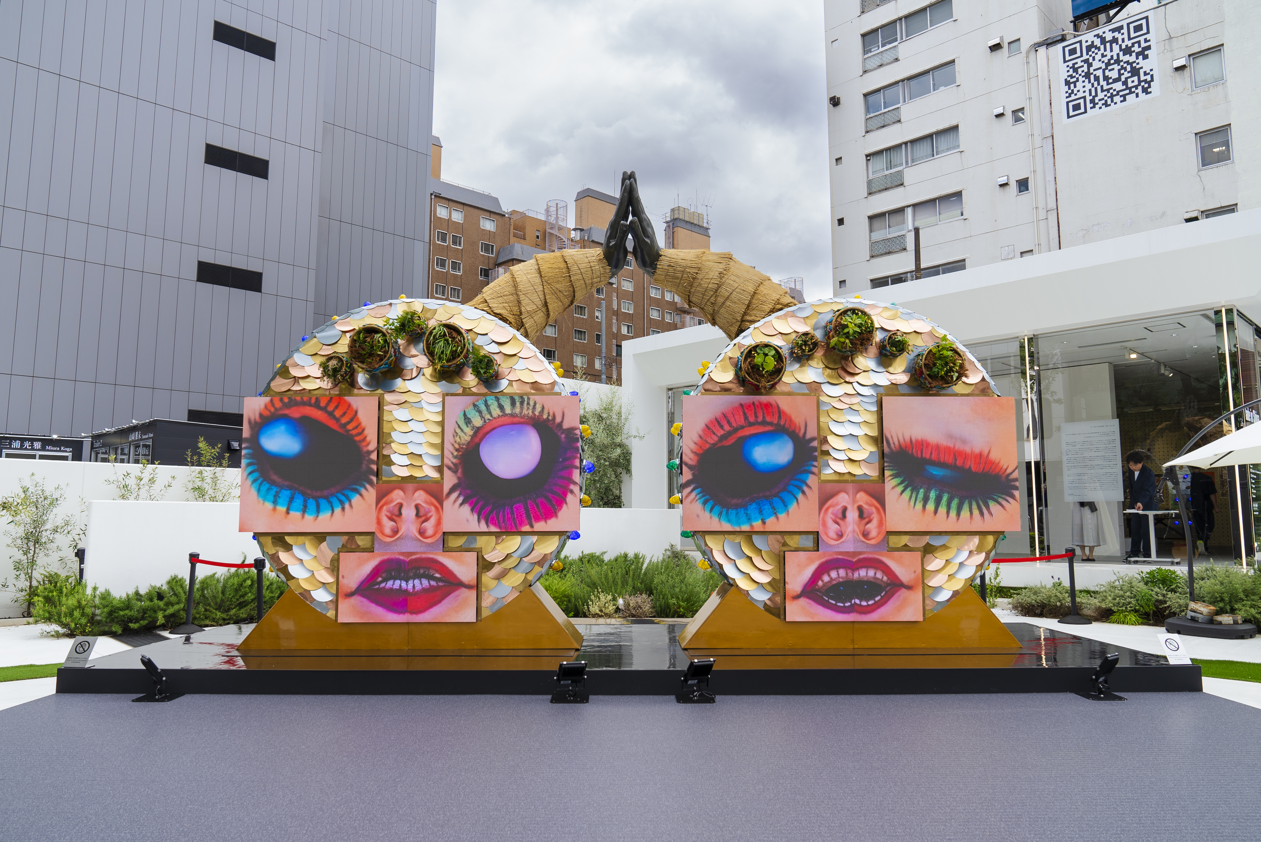 01_笹岡由梨子《LOVERS》2024年 滋賀県立美術館蔵 Photo by Masanobu NISHINO